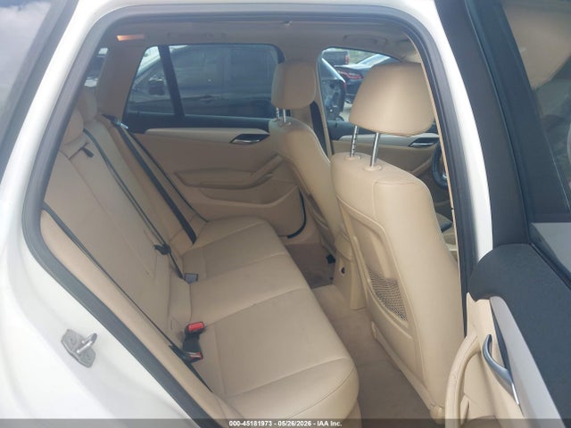 BMW X1 Sdrive28i 2015 WBAVM1C58FV315919 Image 8