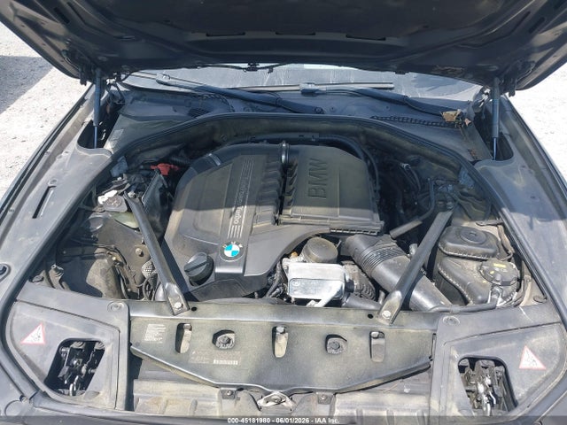 BMW 535i Xdrive 2014 WBA5B3C51ED537370 Image 10