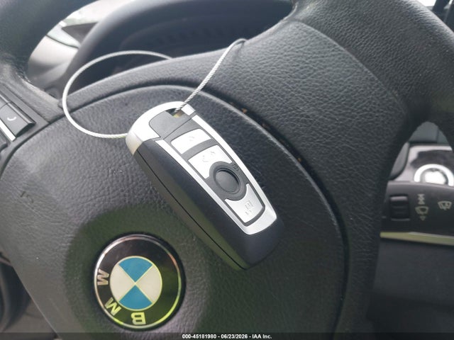 BMW 535i Xdrive 2014 WBA5B3C51ED537370 Image 11