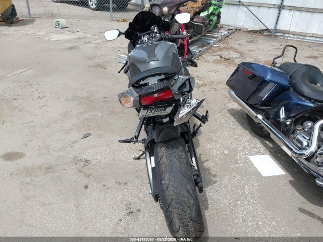 Suzuki GSX-R600 2025 JS1GN7FA7S7101372 Image 6