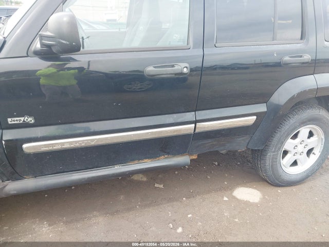 45182054 :رقم المزاد ، 1J4GL48K66W210315 vin ، 2006 Jeep Liberty Sport مزاد بيع