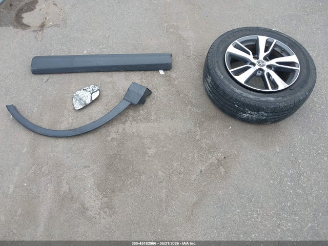 Продаж на аукціоні авто 2016 Toyota Rav4 Xle, vin: JTMRFREVXGJ063853, номер лоту: 45182066