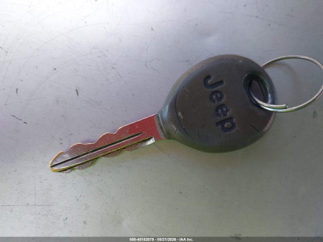 45182079 :رقم المزاد ، 1J4G248S8YC172822 vin ، 2000 Jeep Grand Cherokee Laredo مزاد بيع