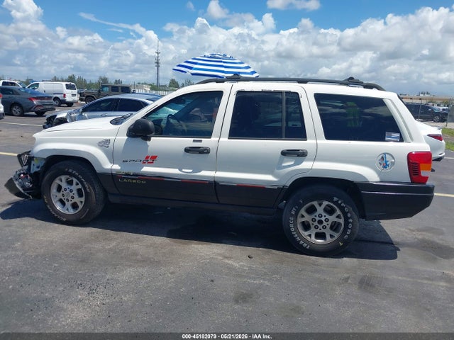 45182079 :رقم المزاد ، 1J4G248S8YC172822 vin ، 2000 Jeep Grand Cherokee Laredo مزاد بيع