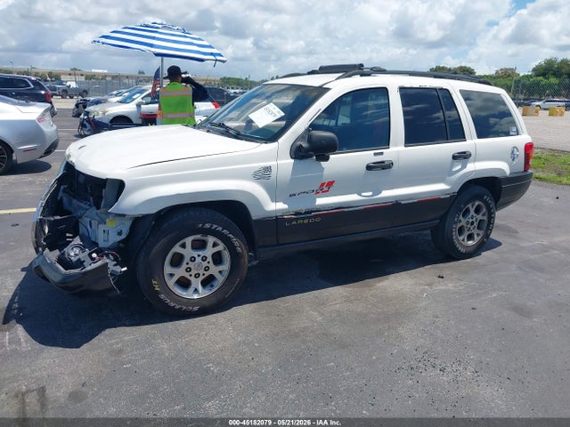 45182079 :رقم المزاد ، 1J4G248S8YC172822 vin ، 2000 Jeep Grand Cherokee Laredo مزاد بيع