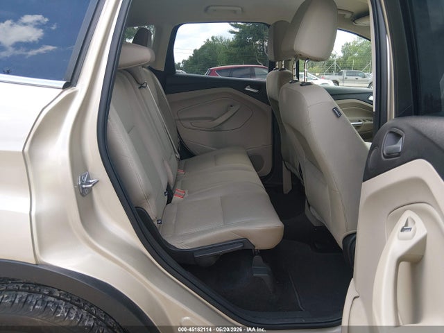 Продажа на аукционе авто 2017 Ford Escape Se, vin: 1FMCU0GD0HUD04620, номер лота: 45182114