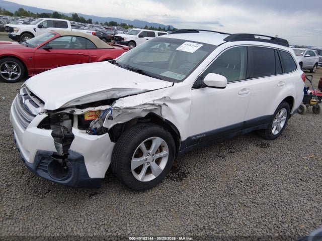 Subaru Outback 2.5i Premium 2014 4S4BRBCC3E3202185 Image 2