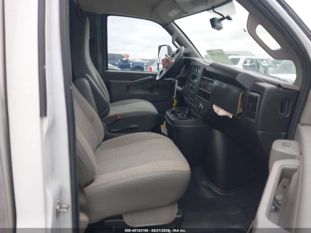 2023 Chevrolet Express Cutaway Work Van მანქანა იყიდება აუქციონზე, vin: 1GB0GRFP2P1115230, აუქციონის ნომერი: 45182190