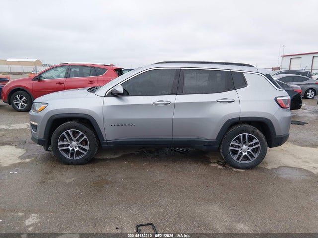 3C4NJCBB9JT108625 Jeep Compass Latitude Fwd