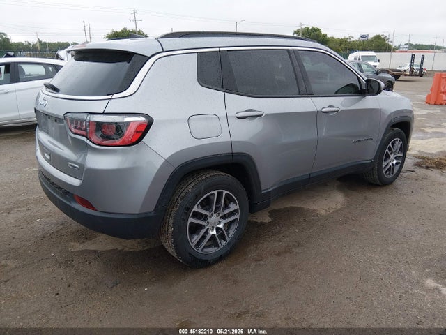 3C4NJCBB9JT108625 Jeep Compass Latitude Fwd