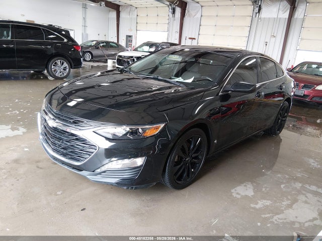 1G1ZD5ST4MF034275 Chevrolet Malibu Fwd Lt