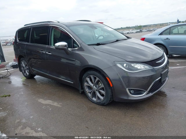 2018 Chrysler Pacifica Limited მანქანა იყიდება აუქციონზე, vin: 2C4RC1GG8JR158505, აუქციონის ნომერი: 45182261