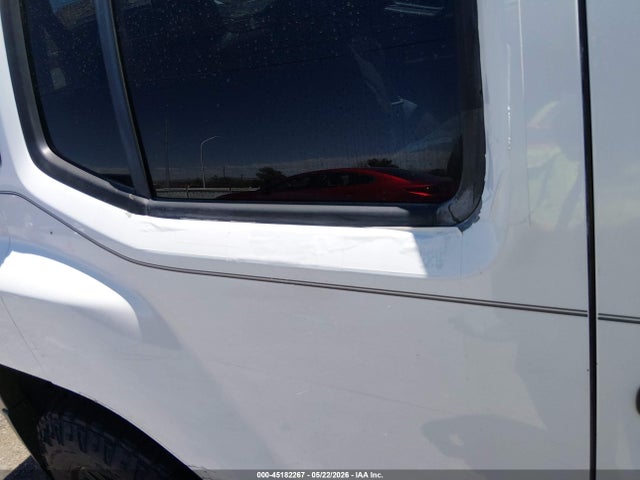 45182267 :رقم المزاد ، 5N1AN08W05C637034 vin ، 2005 Nissan Xterra Off Road مزاد بيع