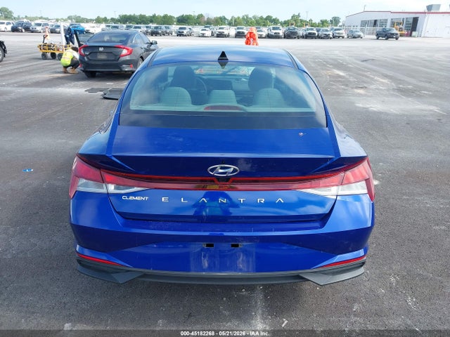 Продажа на аукционе авто 2022 Hyundai Elantra Sel, vin: 5NPLM4AG8NH070232, номер лота: 45182268