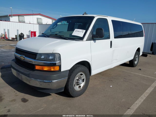 Chevrolet Express 3500 Lt 2018 1GAZGPFG6J1260701 Image 2
