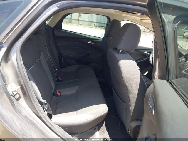 45182291 :رقم المزاد ، 1FADP3F23DL374426 vin ، 2013 Ford Focus Se مزاد بيع