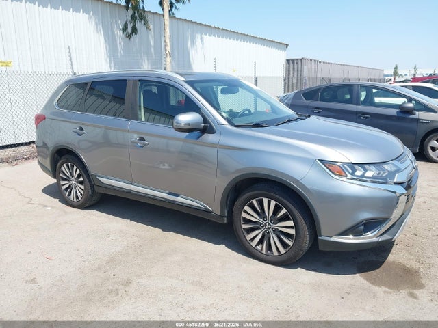 Mitsubishi OUTLANDER GT 2019 JA4JZ4AXXKZ013814 главное изображение