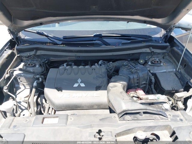 JA4JZ4AXXKZ013814 Mitsubishi OUTLANDER GT