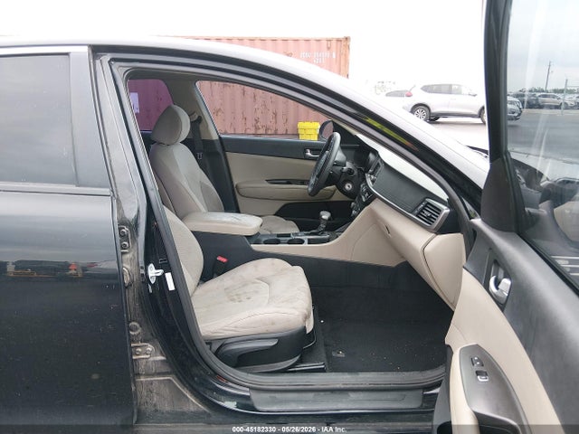 45182330 :رقم المزاد ، 5XXGT4L31GG052278 vin ، 2016 Kia Optima Lx مزاد بيع