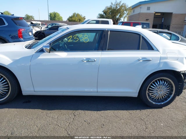 Chrysler 300 Limited 2018 2C3CCAEG1JH127275 Image 15