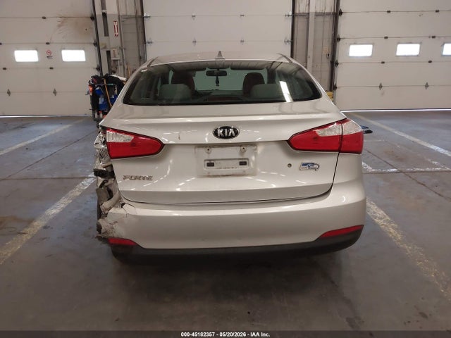 KIA FORTE LX 2015 KNAFK4A61F5393336 Image 17