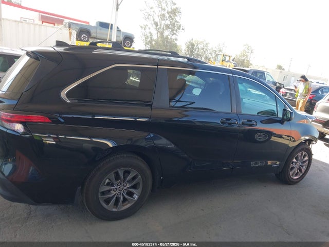 Toyota SIENNA LE 2021 5TDBRKEC4MS015326 Image 14