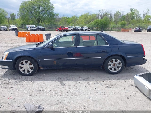 2006 Cadillac Dts Standard მანქანა იყიდება აუქციონზე, vin: 1G6KD57YX6U139790, აუქციონის ნომერი: 45182395