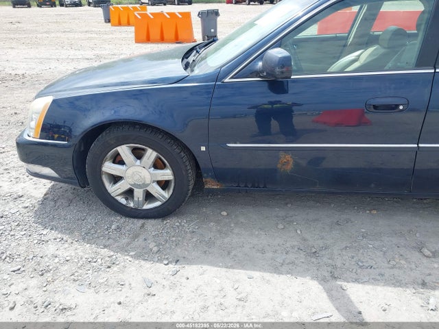 2006 Cadillac Dts Standard მანქანა იყიდება აუქციონზე, vin: 1G6KD57YX6U139790, აუქციონის ნომერი: 45182395