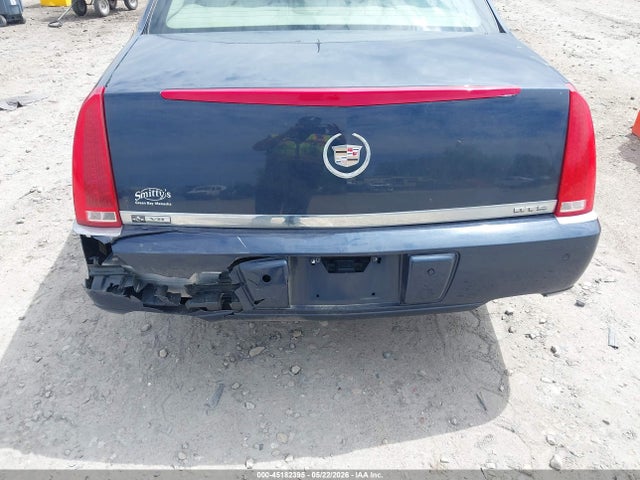 2006 Cadillac Dts Standard მანქანა იყიდება აუქციონზე, vin: 1G6KD57YX6U139790, აუქციონის ნომერი: 45182395