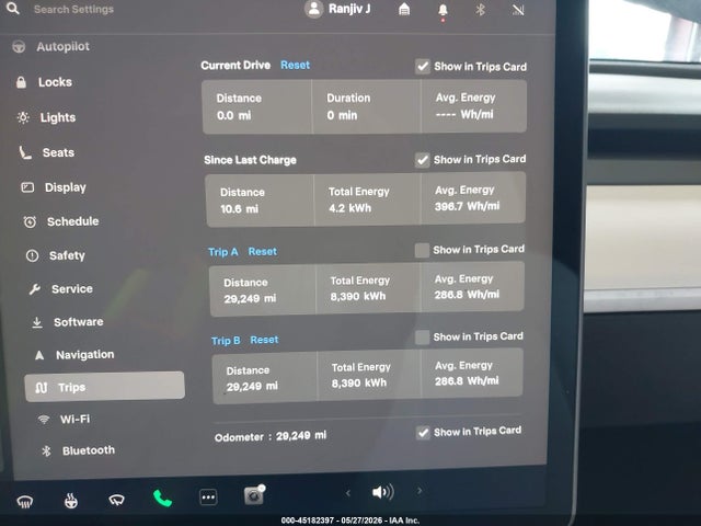 Продажа на аукционе авто 2023 Tesla Model Y Awd/long Range Dual Motor All-wheel Drive, vin: 7SAYGDEE1PF636516, номер лота: 45182397