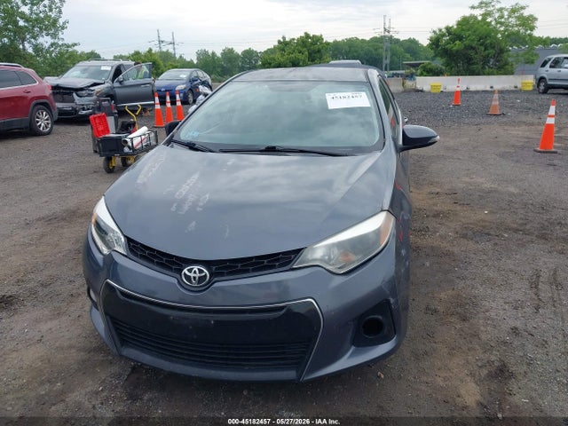 Auction sale of the 2015 Toyota Corolla S Plus, vin: 5YFBURHE5FP332838, lot number: 45182457