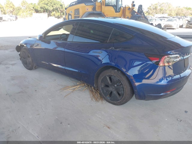 45182470 :رقم المزاد ، 5YJ3E1EB6NF181158 vin ، 2022 Tesla Model 3 Long Range Dual Motor All-wheel Drive مزاد بيع