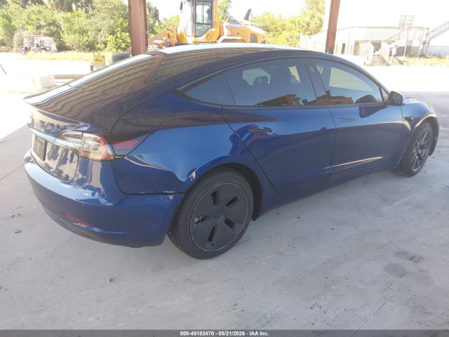 45182470 :رقم المزاد ، 5YJ3E1EB6NF181158 vin ، 2022 Tesla Model 3 Long Range Dual Motor All-wheel Drive مزاد بيع