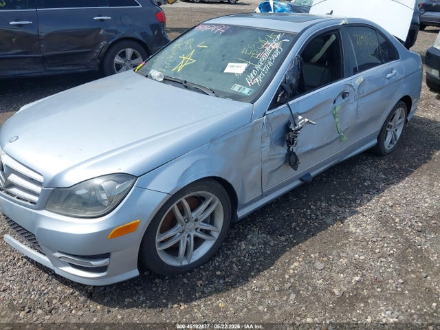 Продаж на аукціоні авто 2013 Mercedes-benz C 300 Sport 4matic, vin: WDDGF8AB3DA811888, номер лоту: 45182477