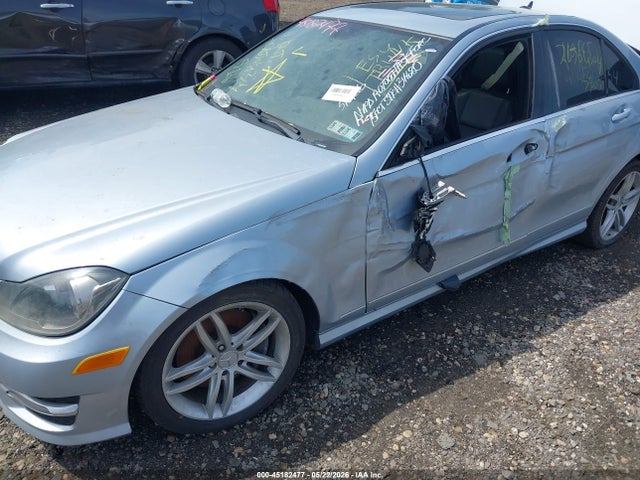 Продаж на аукціоні авто 2013 Mercedes-benz C 300 Sport 4matic, vin: WDDGF8AB3DA811888, номер лоту: 45182477