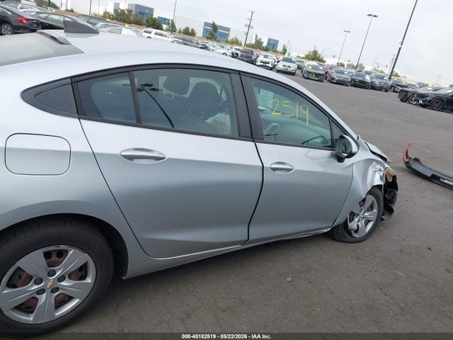 1G1BC5SM1J7145613 Chevrolet Cruze Ls Auto