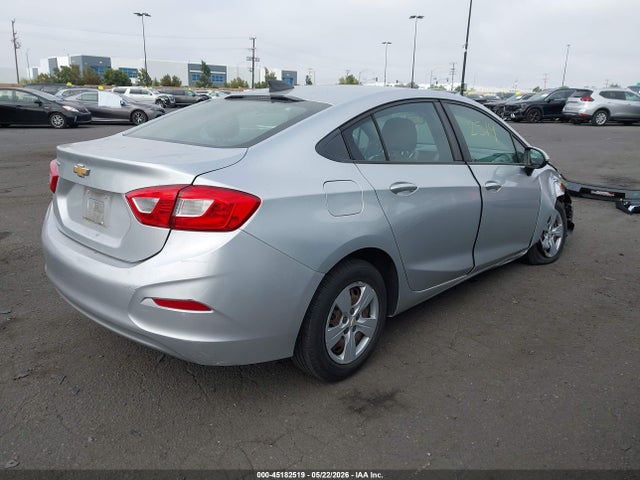 1G1BC5SM1J7145613 Chevrolet Cruze Ls Auto