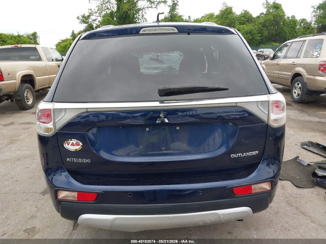 Продажа на аукционе авто 2015 Mitsubishi Outlander Se, vin: JA4AD3A39FZ005876, номер лота: 45182574