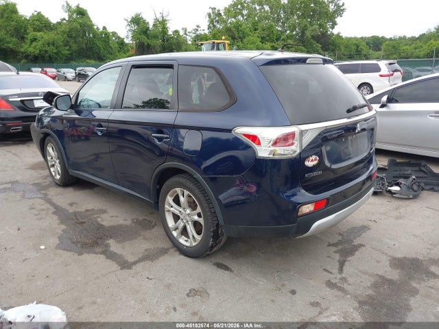 Продажа на аукционе авто 2015 Mitsubishi Outlander Se, vin: JA4AD3A39FZ005876, номер лота: 45182574