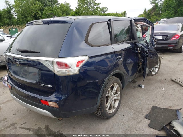 Продажа на аукционе авто 2015 Mitsubishi Outlander Se, vin: JA4AD3A39FZ005876, номер лота: 45182574