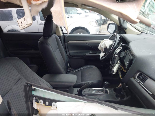 Продажа на аукционе авто 2015 Mitsubishi Outlander Se, vin: JA4AD3A39FZ005876, номер лота: 45182574