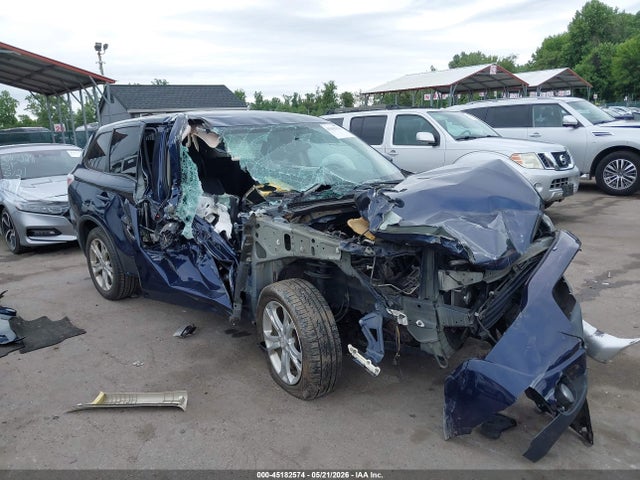 Продажа на аукционе авто 2015 Mitsubishi Outlander Se, vin: JA4AD3A39FZ005876, номер лота: 45182574