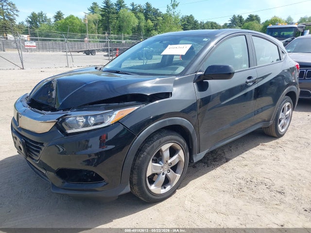 Honda HR-V LX 2019 3CZRU6H38KG734035 Image 2