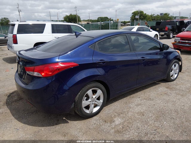 2013 Hyundai Elantra Gls მანქანა იყიდება აუქციონზე, vin: 5NPDH4AE3DH275981, აუქციონის ნომერი: 45182646