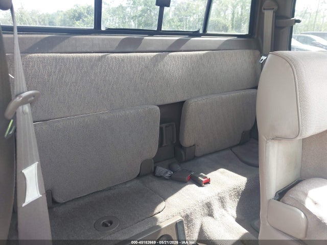 45182669 :رقم المزاد ، 4TAVL52N9XZ414303 vin ، 1999 Toyota Tacoma مزاد بيع