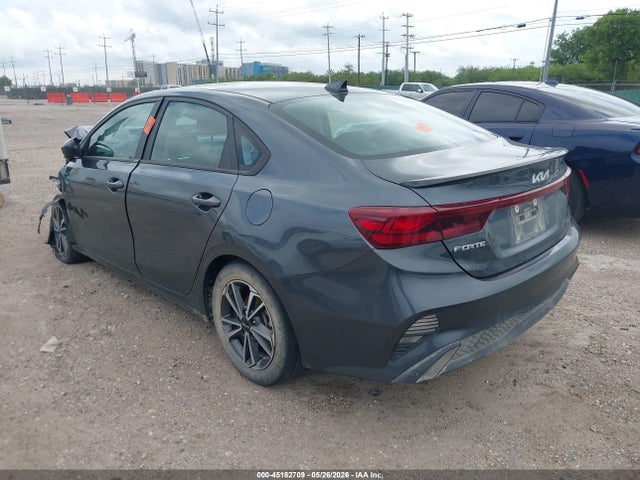 KIA Forte Lxs 2023 3KPF24AD3PE567754 Image 3