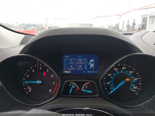 Продажа на аукционе авто 2015 Ford Escape Se, vin: 1FMCU0G73FUB89387, номер лота: 45182734