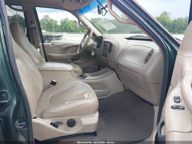 2001 Ford Expedition Xlt მანქანა იყიდება აუქციონზე, vin: 1FMRU15W81LA32317, აუქციონის ნომერი: 45182759