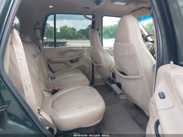 2001 Ford Expedition Xlt მანქანა იყიდება აუქციონზე, vin: 1FMRU15W81LA32317, აუქციონის ნომერი: 45182759
