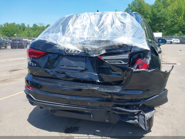 2023 Audi Q3 Premium Plus 45 Tfsi S Line Quattro Tiptronic მანქანა იყიდება აუქციონზე, vin: WA1EECF31P1030679, აუქციონის ნომერი: 45182852